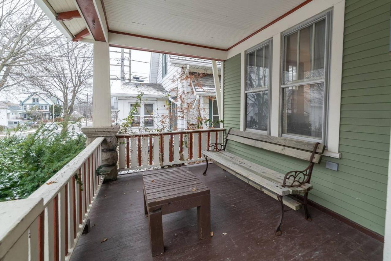 Comfortable 3 Bedroom Craftsman Bungalow In Milwaukee'S Bay View Neighborhood Eksteriør bilde