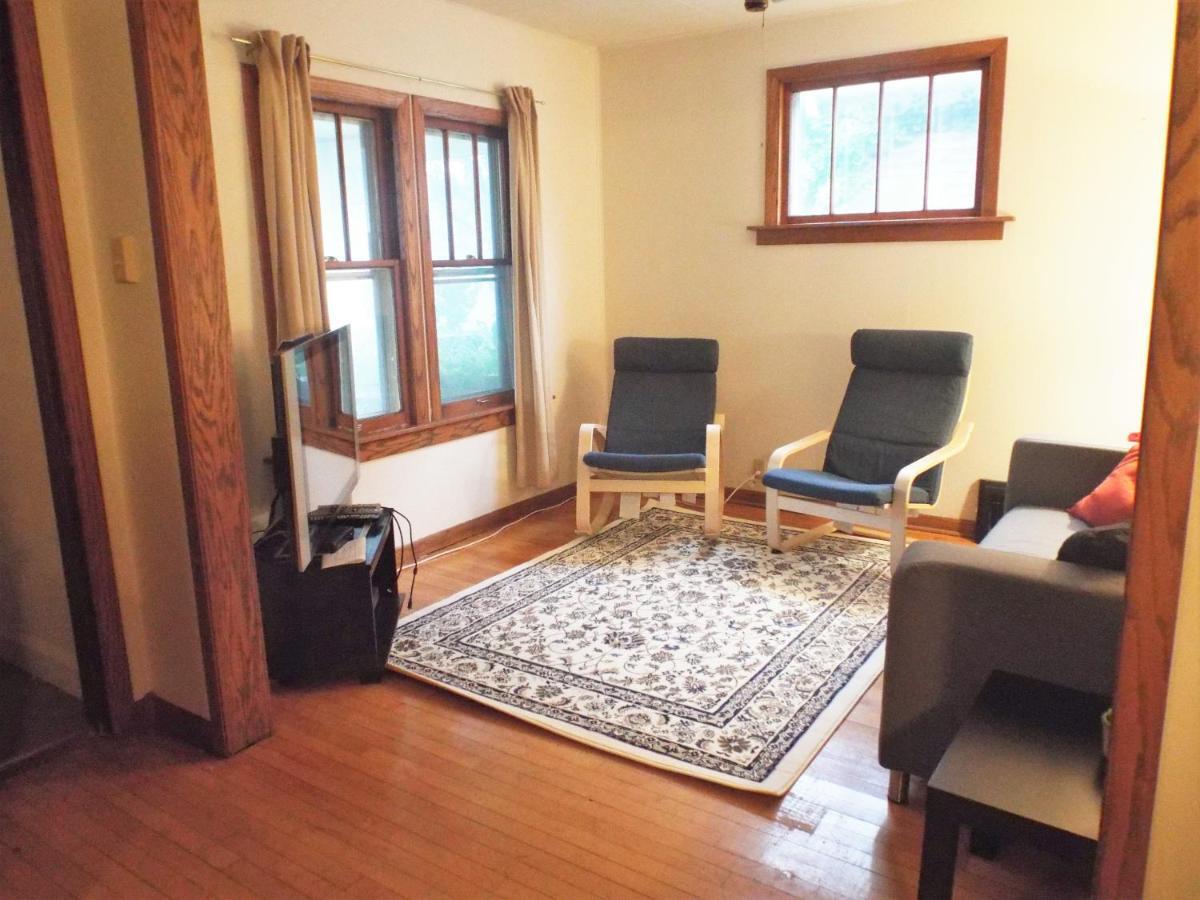 Comfortable 3 Bedroom Craftsman Bungalow In Milwaukee'S Bay View Neighborhood Eksteriør bilde
